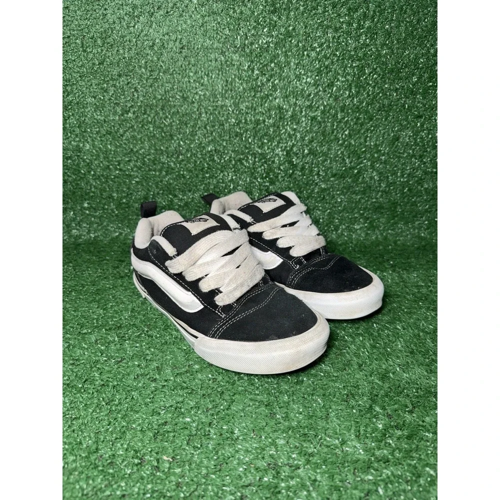 Vans Knu School Women Size 6.5 Black White Casual Skate Shoe Chunky Logo Sneaker - Picture 2 of 9